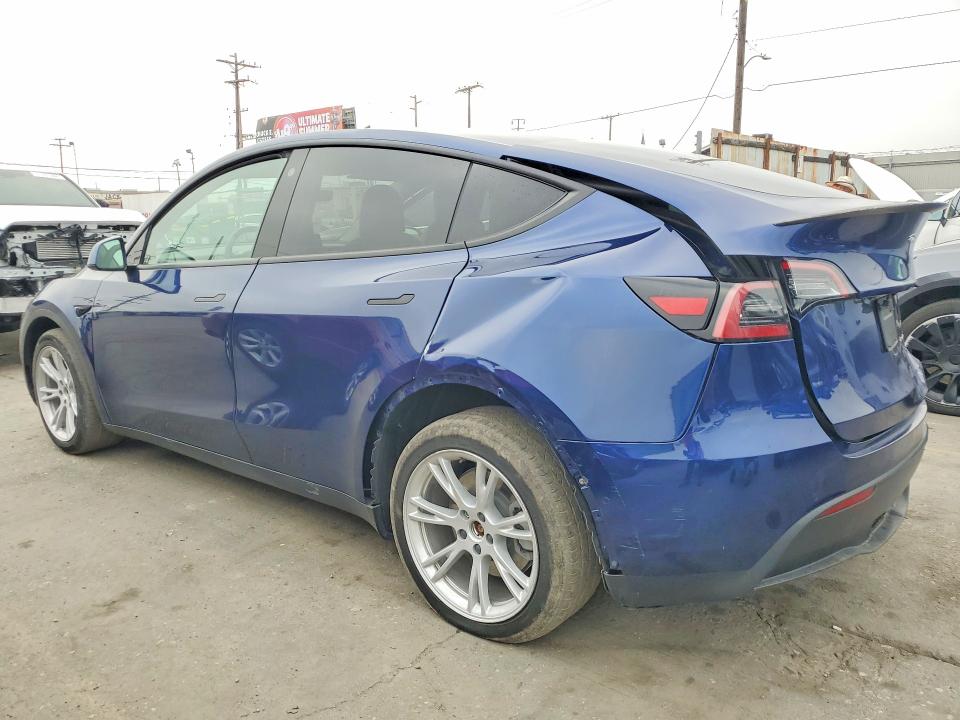 57336036 :رقم المزاد ، 7SAYGDEEXNF429524 vin ، 2022 Tesla Model Y مزاد بيع