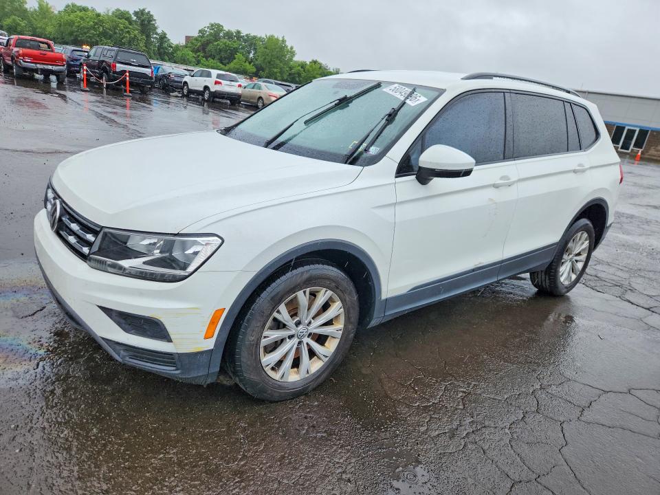 58049096 :رقم المزاد ، 3VV0B7AX3LM117301 vin ، 2020 Volkswagen Tiguan مزاد بيع