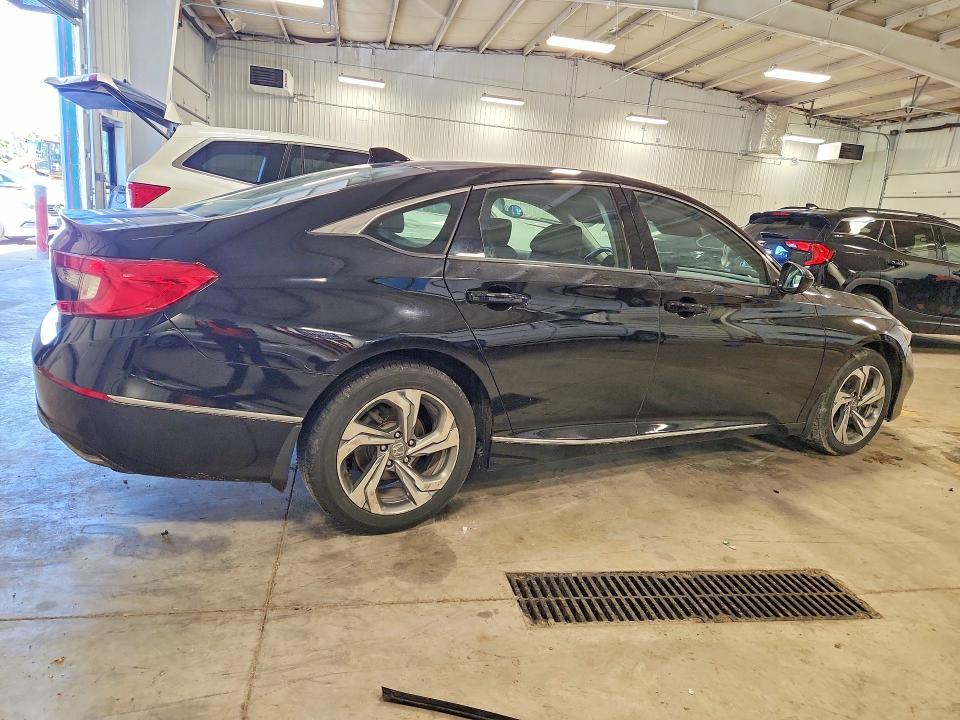 Aukcja sprzedaży 2018 Honda Accord, vin: 1HGCV1F4XJA110534, numer aukcji: 57542946