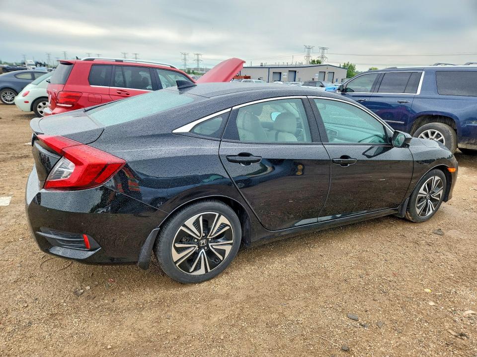 58990886 :رقم المزاد ، 19XFC1F32GE023516 vin ، 2016 Honda Civic مزاد بيع