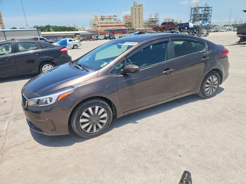 58514446 :رقم المزاد ، 3KPFK4A73JE185998 vin ، 2018 Kia Forte مزاد بيع