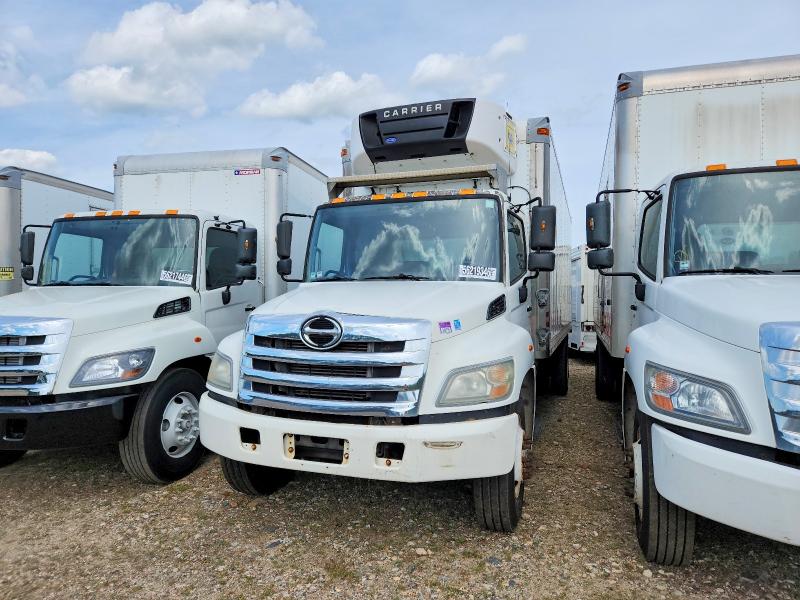 56219346 :رقم المزاد ، 5PVNV8JT8C4S52204 vin ، 2012 Hino 338 مزاد بيع