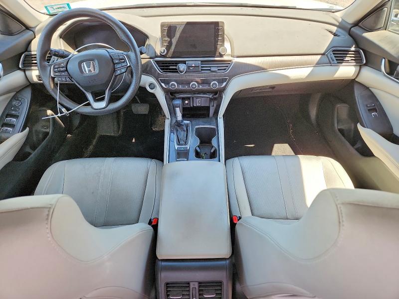 57628716 :رقم المزاد ، 1HGCV1F41JA213924 vin ، 2018 Honda Accord مزاد بيع
