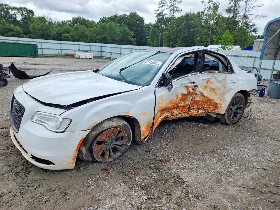Продаж на аукціоні авто 2015 Chrysler 300, vin: 2C3CCAAG0FH930107, номер лоту: 58119846