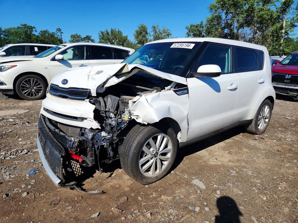 2018 Kia Soul მანქანა იყიდება აუქციონზე, vin: KNDJP3A53J7888778, აუქციონის ნომერი: 57295196