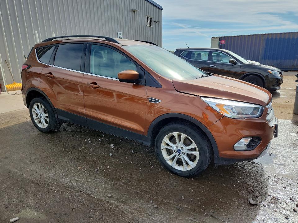Продажа на аукционе авто 2017 Ford Escape, vin: 1FMCU9G9XHUE13893, номер лота: 55701396