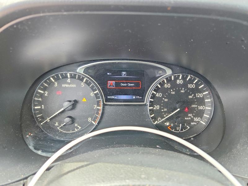 57234676 :رقم المزاد ، 5N1DR2MN8HC689820 vin ، 2017 Nissan Pathfinder مزاد بيع