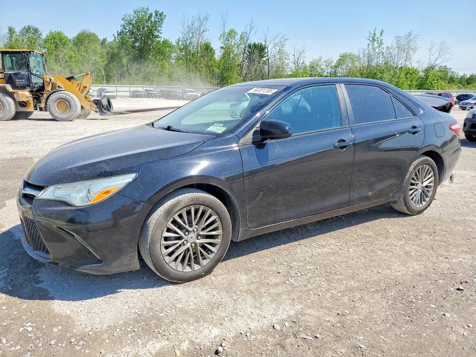 56301206 :رقم المزاد ، 4T1BF1FK6FU987593 vin ، 2015 Toyota Camry مزاد بيع