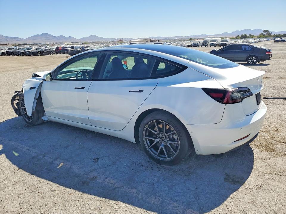 56442486 :رقم المزاد ، 5YJ3E1EA3NF113455 vin ، 2022 Tesla Model 3 مزاد بيع