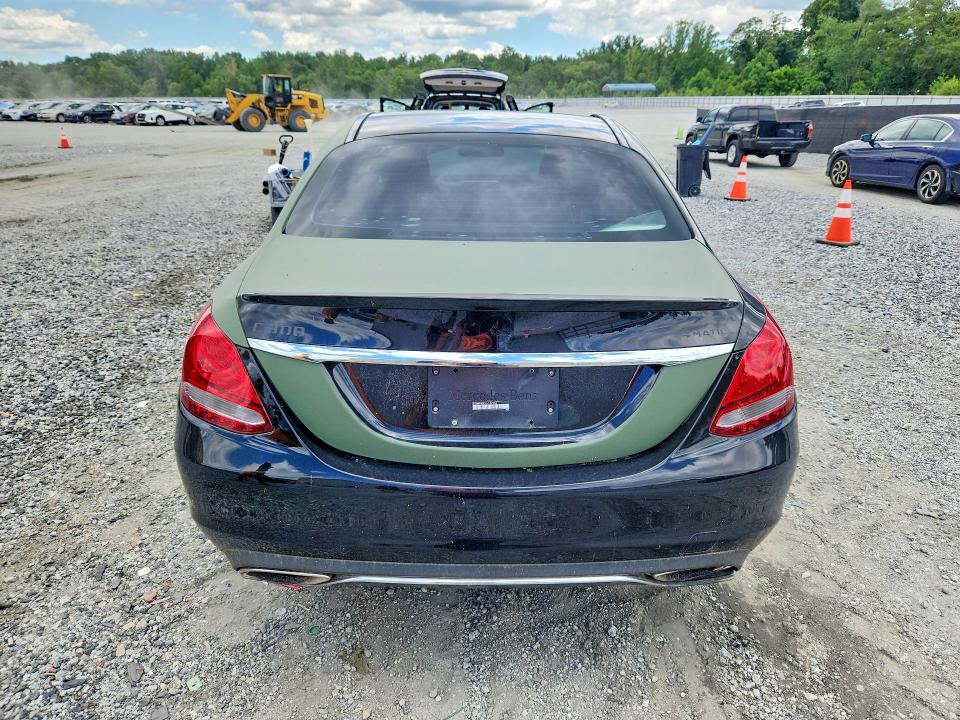 58705936 :رقم المزاد ، 55SWF4KB2GU109956 vin ، 2016 Mercedes-benz C مزاد بيع