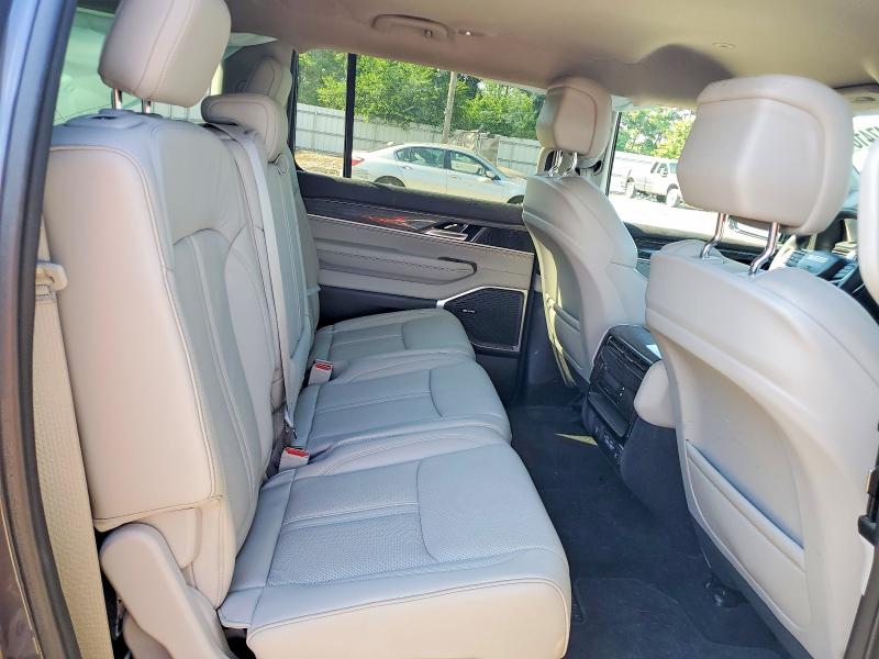Продажа на аукционе авто 2022 Jeep Wagoneer, vin: 1C4SJVDT1NS143168, номер лота: 59247416