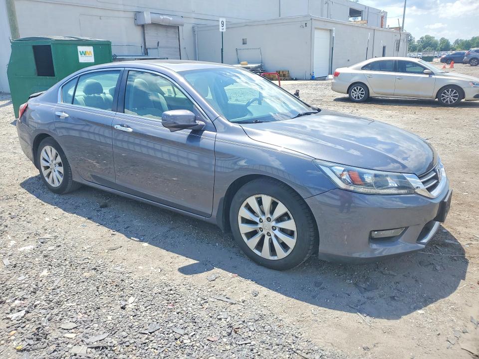 57645306 :رقم المزاد ، 1HGCR2F7XFA264396 vin ، 2015 Honda Accord مزاد بيع