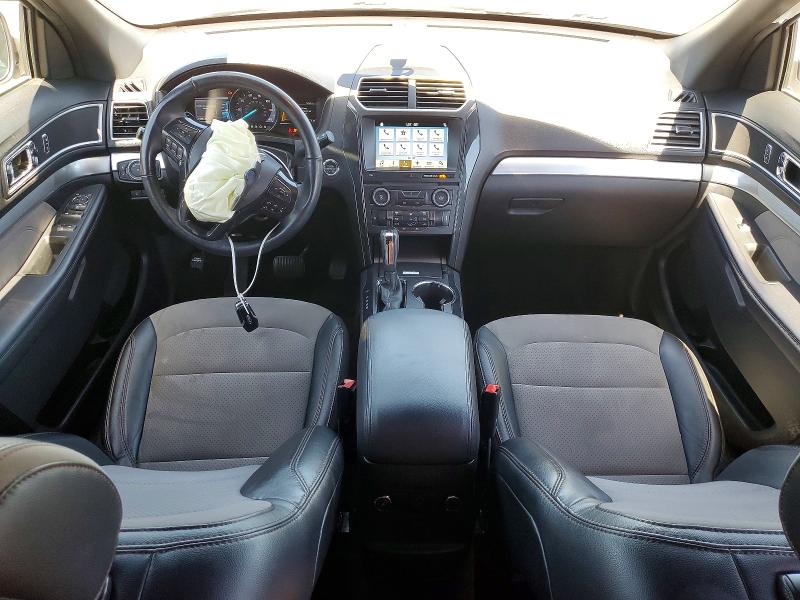 55837186 :رقم المزاد ، 1FM5K7D83HGE25140 vin ، 2017 Ford Explorer مزاد بيع