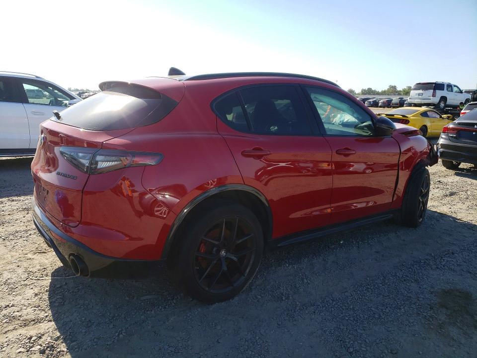 Продаж на аукціоні авто 2021 Alfa Romeo Stelvio, vin: ZASPAKBN5M7D18815, номер лоту: 57545296