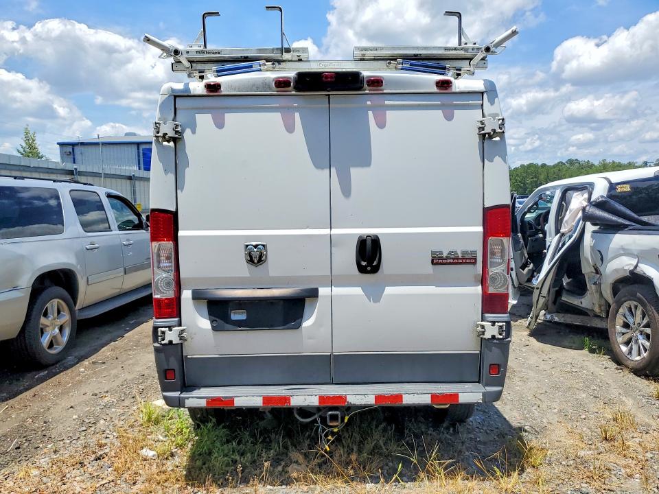 57413926 :رقم المزاد ، 3C6TRVAG5HE539848 vin ، 2017 Ram Promaster 1500 مزاد بيع