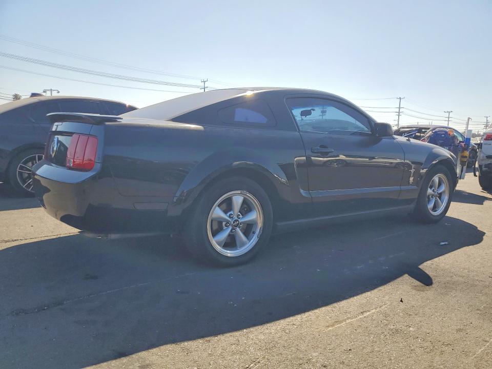 56254716 :رقم المزاد ، 1ZVFT80N275357900 vin ، 2007 Ford Mustang مزاد بيع