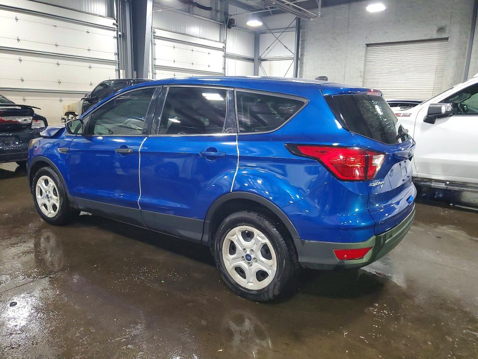 58119276 :رقم المزاد ، 1FMCU0F7XKUA78928 vin ، 2019 Ford Escape مزاد بيع