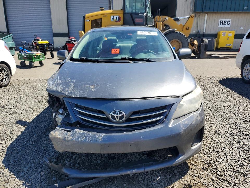 56867016 :رقم المزاد ، 2T1BU4EE4DC968400 vin ، 2013 Toyota Corolla مزاد بيع