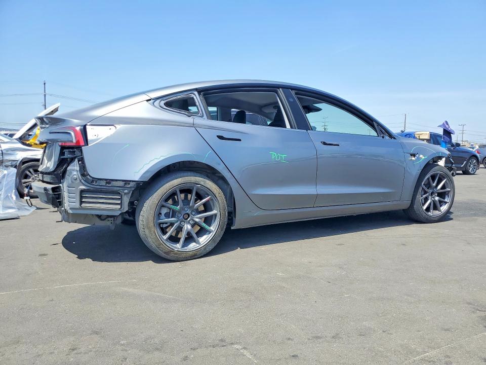 Продажа на аукционе авто 2024 Tesla Model 3, vin: 5YJ3E1EA6RF871618, номер лота: 55765296