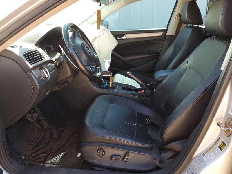 55574326 :رقم المزاد ، 1VWAT7A3XFC066623 vin ، 2015 Volkswagen Passat مزاد بيع