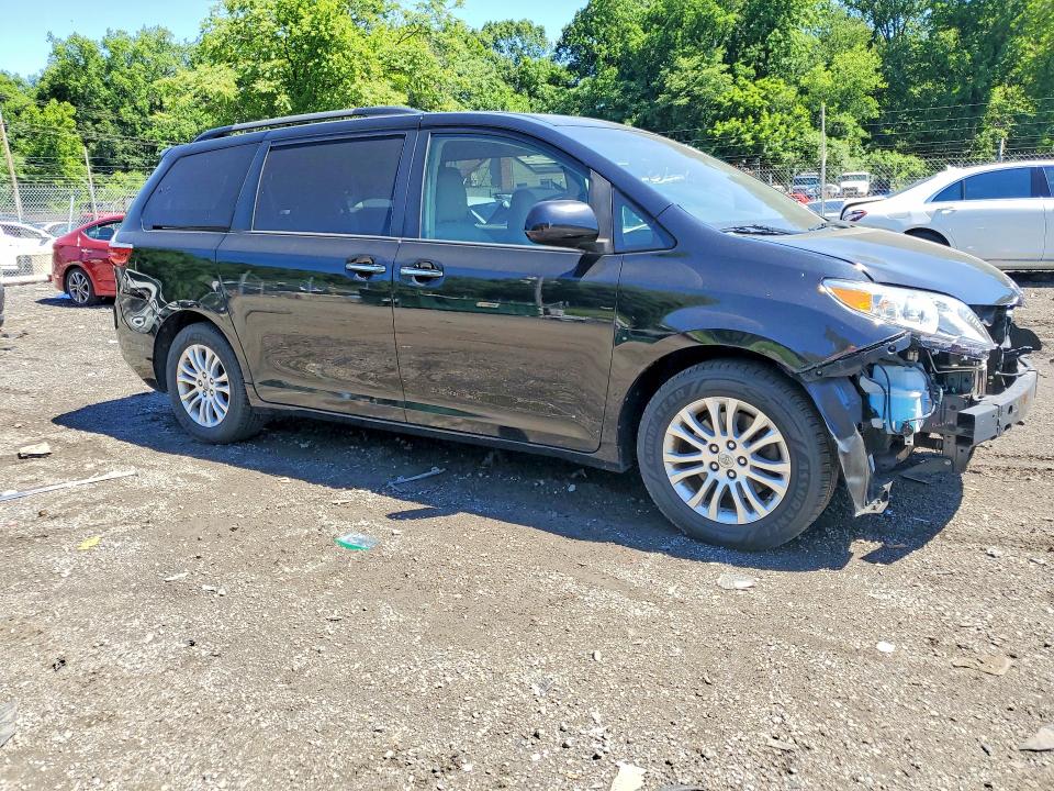 56432396 :رقم المزاد ، 5TDYK3DC2FS634029 vin ، 2015 Toyota Sienna مزاد بيع