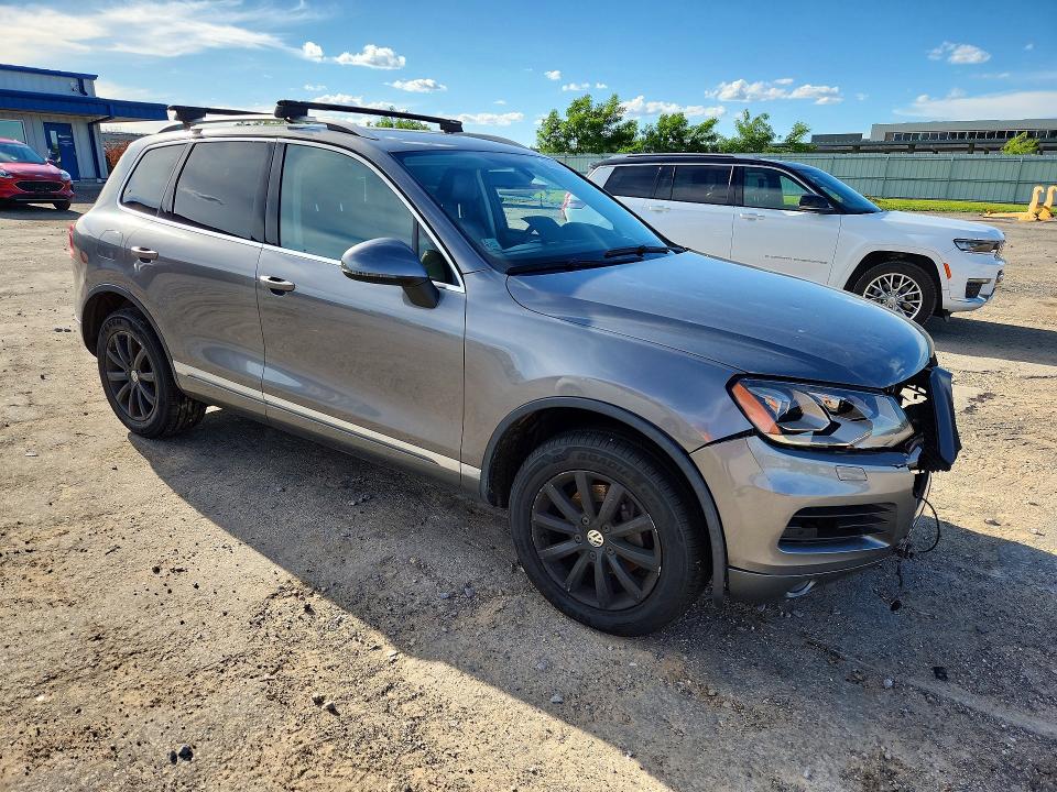 Продаж на аукціоні авто 2012 Volkswagen Touareg, vin: WVGFK9BP6CD004551, номер лоту: 57039026