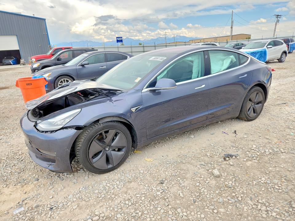 Продажа на аукционе авто 2018 Tesla Model 3, vin: 5YJ3E1EB3JF181354, номер лота: 58991186