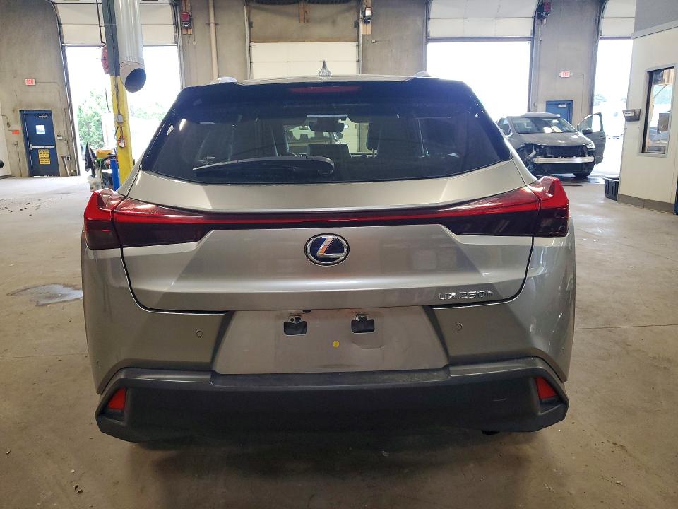 56995156 :رقم المزاد ، JTHU9JBH7K2019571 vin ، 2019 Lexus Ux مزاد بيع