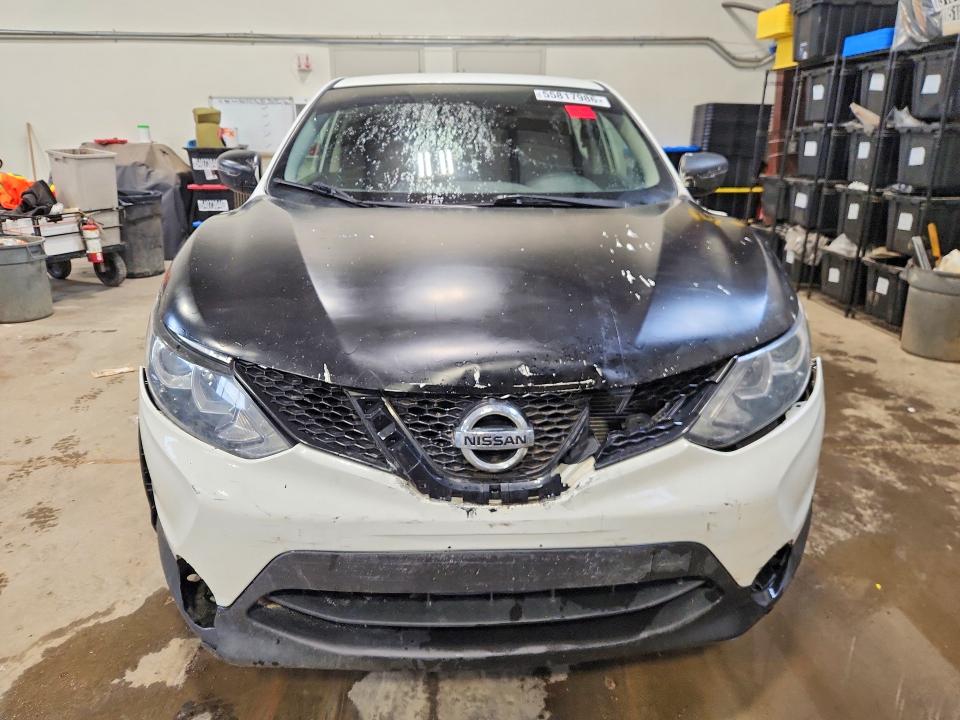 55817986 :رقم المزاد ، JN1BJ1CR5JW210309 vin ، 2018 Nissan Qashqai مزاد بيع