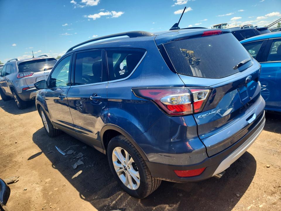 2018 Ford Escape მანქანა იყიდება აუქციონზე, vin: 1FMCU0GD4JUA80693, აუქციონის ნომერი: 57890656