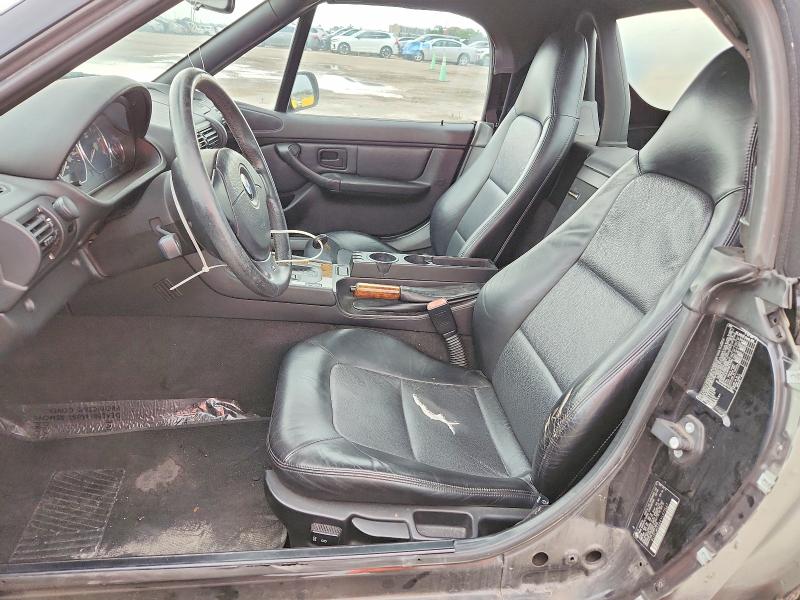 57402666 :رقم المزاد ، 4USCH3344YLF71567 vin ، 2000 Bmw Z3 مزاد بيع