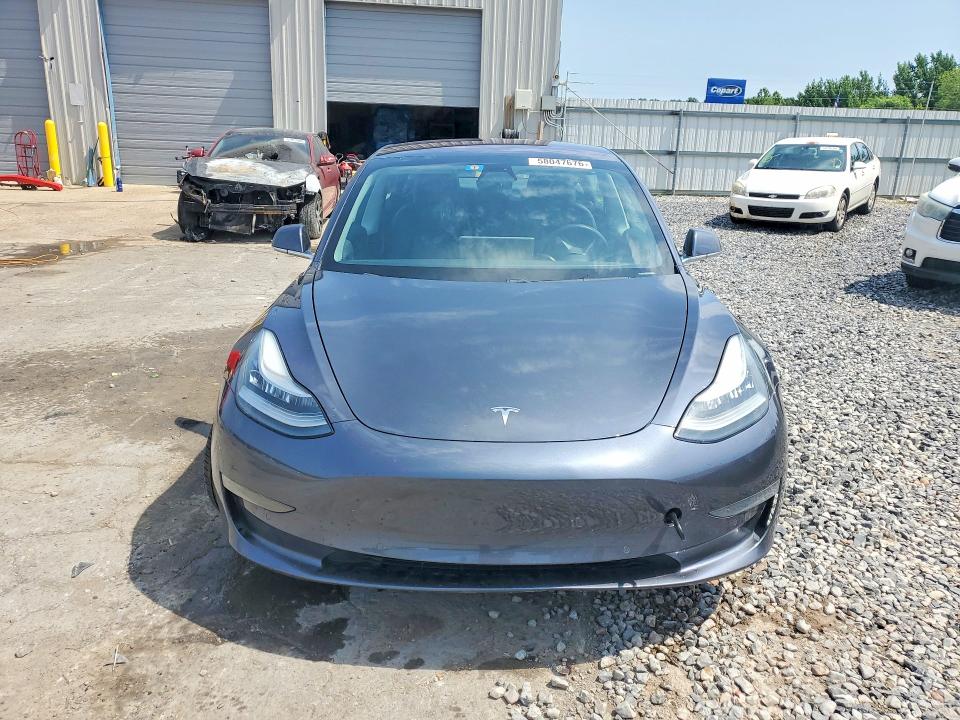 2018 Tesla Model 3 მანქანა იყიდება აუქციონზე, vin: 5YJ3E1EA2JF158056, აუქციონის ნომერი: 58047676