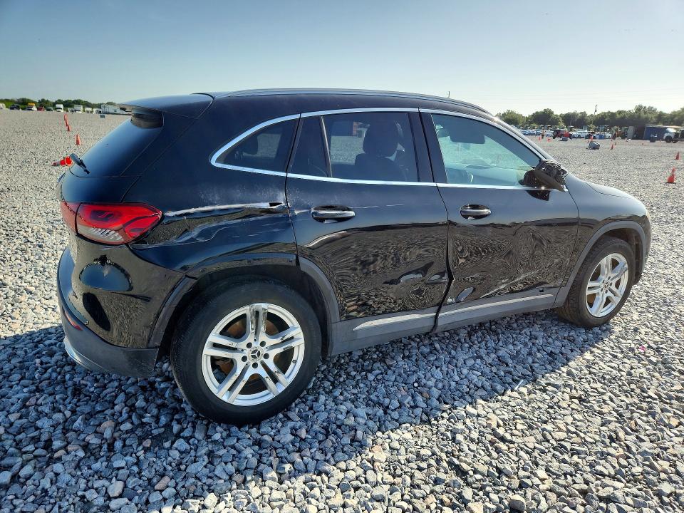 58161876 :رقم المزاد ، W1N4N4GB4MJ156682 vin ، 2021 Mercedes-benz Gla مزاد بيع