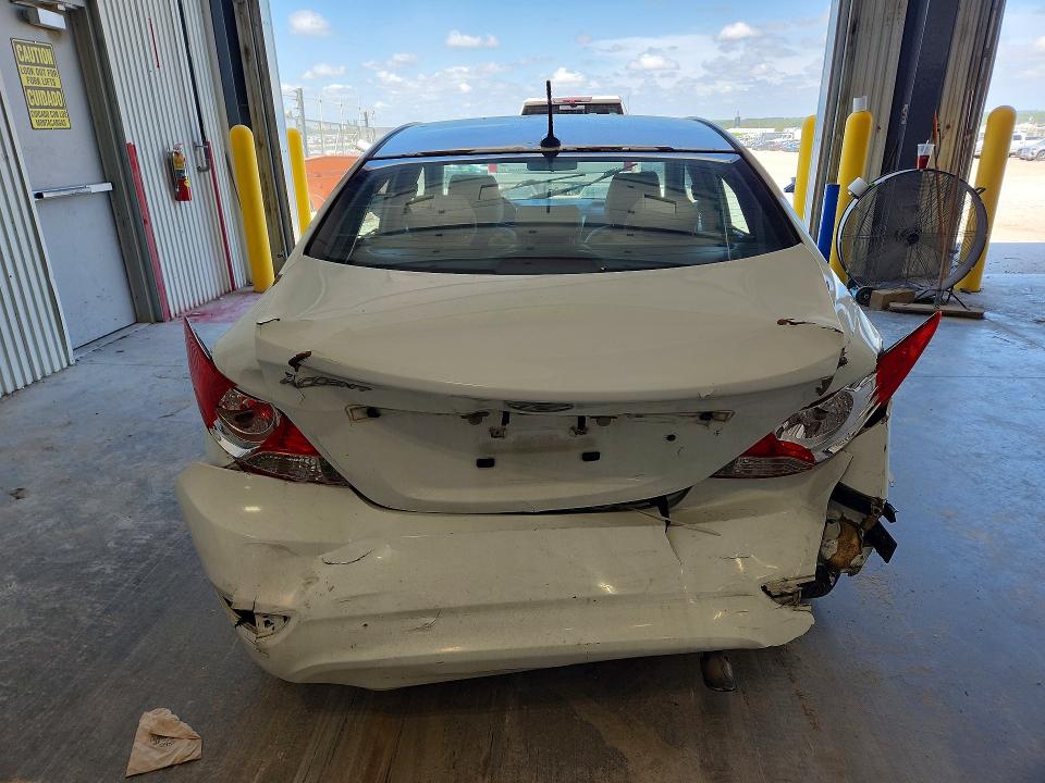 54999686 :رقم المزاد ، KMHCT4AE8DU496083 vin ، 2013 Hyundai Accent مزاد بيع
