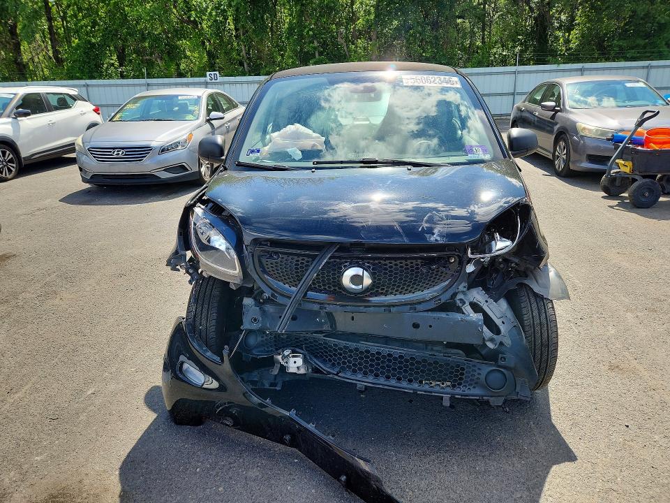 Продажа на аукционе авто 2017 Smart Fortwo, vin: WMEFJ5DA9HK194665, номер лота: 56062346