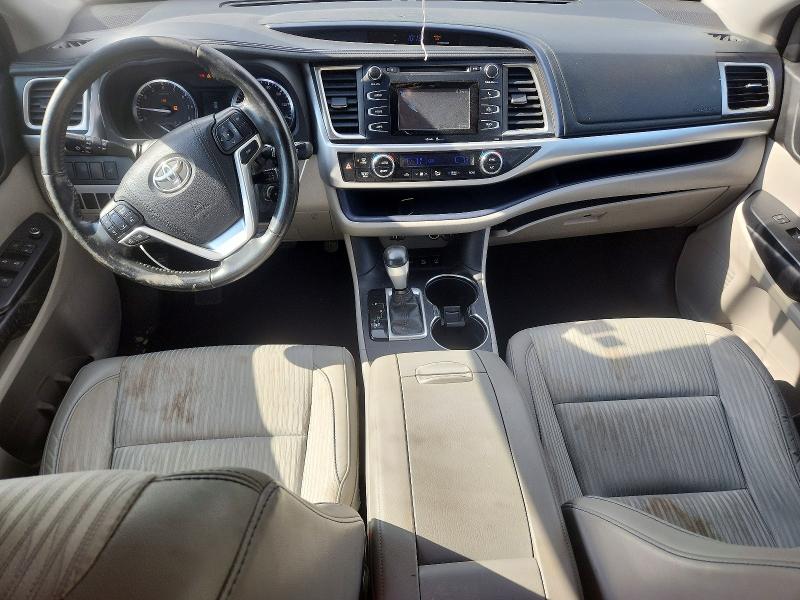 58655696 :رقم المزاد ، 5TDBKRFH5FS204626 vin ، 2015 Toyota Highlander مزاد بيع