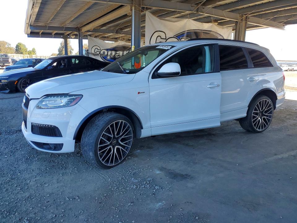 2015 Audi Q7 მანქანა იყიდება აუქციონზე, vin: WA1DGAFE4FD018194, აუქციონის ნომერი: 56549616