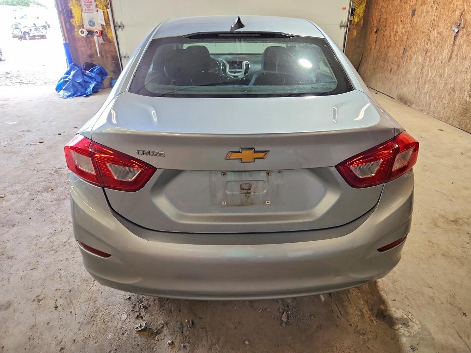 2017 Chevrolet Cruze მანქანა იყიდება აუქციონზე, vin: 1G1BC5SM8H7152326, აუქციონის ნომერი: 57697586