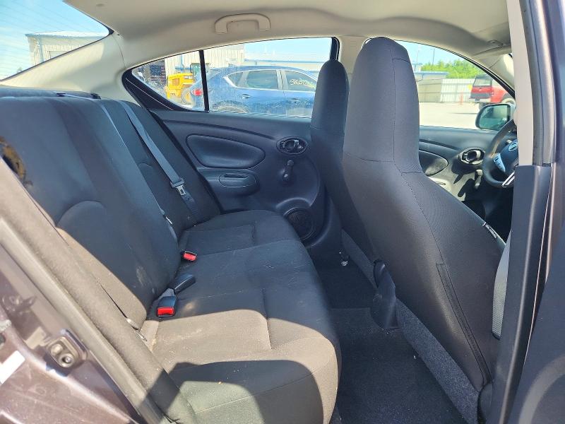58332116 :رقم المزاد ، 3N1CN7AP0FL942583 vin ، 2015 Nissan Versa مزاد بيع