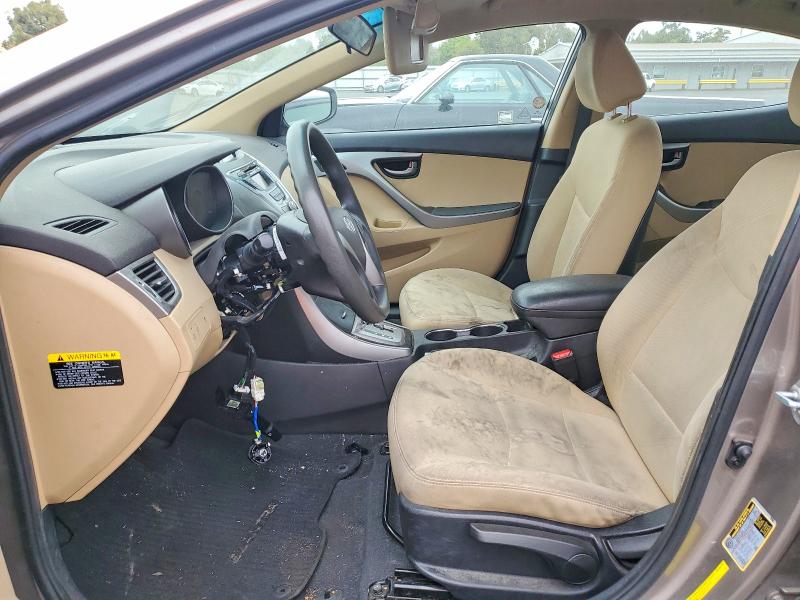 58242676 :رقم المزاد ، 5NPDH4AE0DH186045 vin ، 2013 Hyundai Elantra مزاد بيع