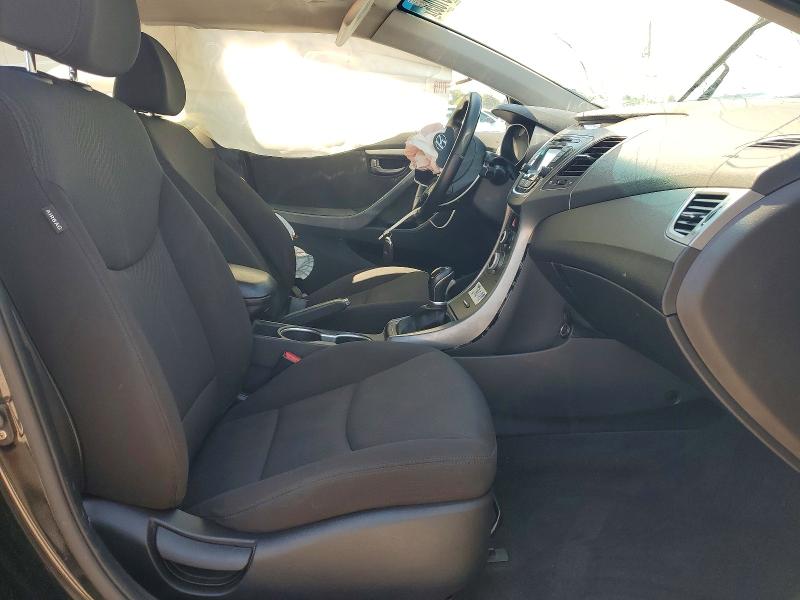 Продажа на аукционе авто 2016 Hyundai Elantra, vin: KMHDH4AE5GU553270, номер лота: 55631006