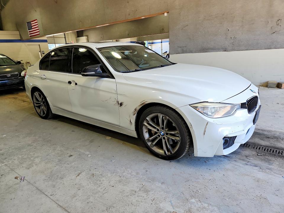 56111226 :رقم المزاد ، WBA3A9G53DNP37618 vin ، 2013 Bmw 335 مزاد بيع