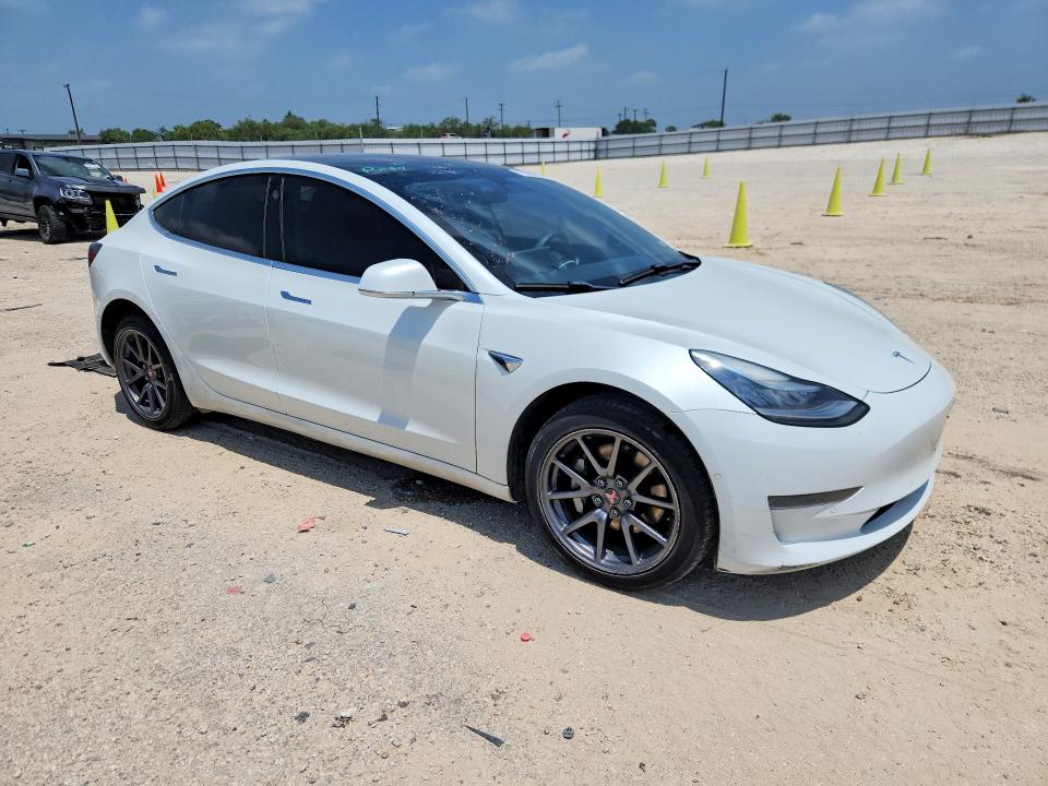 57592706 :رقم المزاد ، 5YJ3E1EA2LF612633 vin ، 2020 Tesla Model 3 مزاد بيع