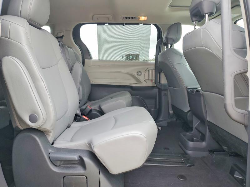 Продажа на аукционе авто 2024 Toyota Sienna, vin: 5TDYRKEC7RS214727, номер лота: 58258266