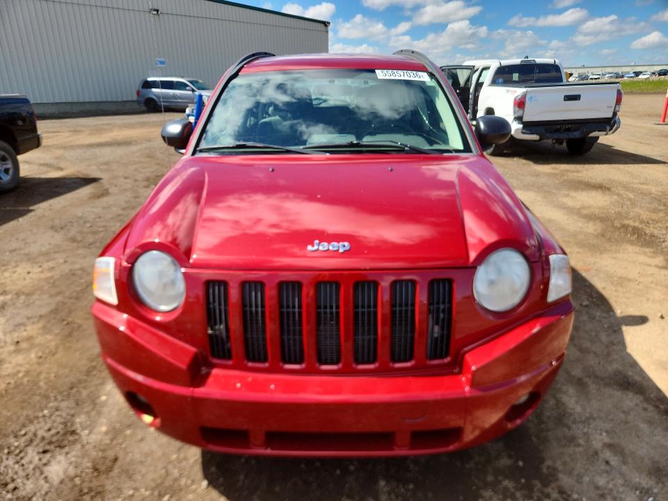 55857036 :رقم المزاد ، 1J8FF47W17D222326 vin ، 2007 Jeep Compass مزاد بيع