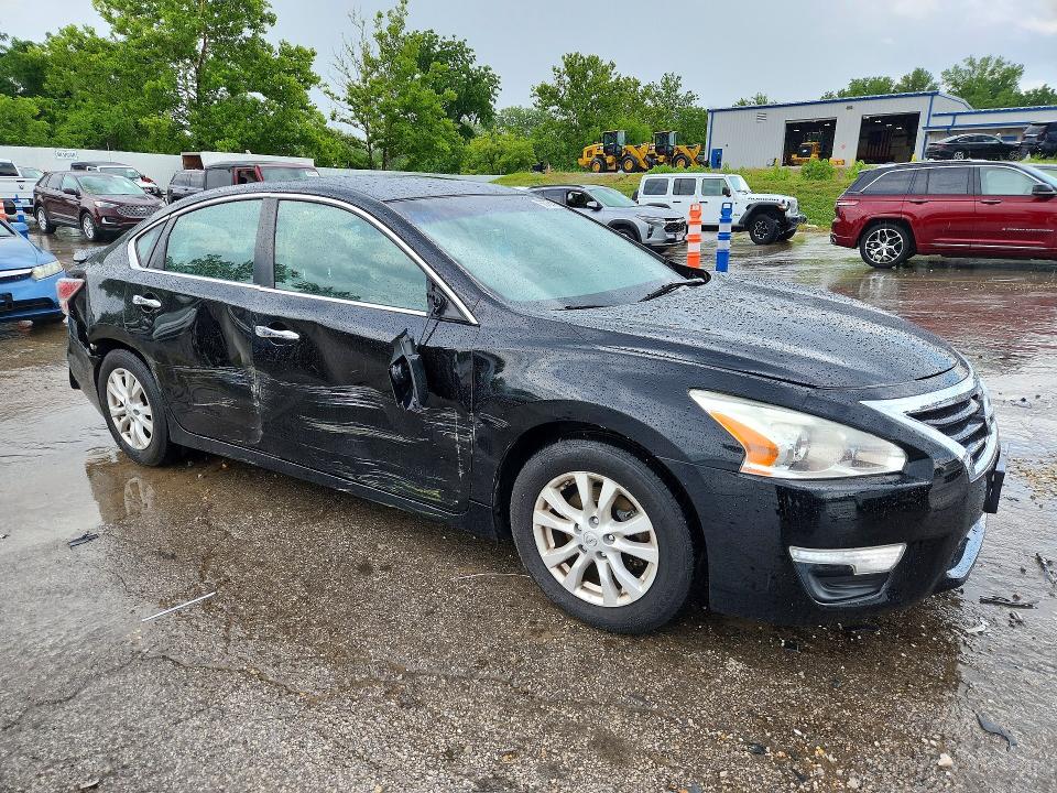 2014 Nissan Altima მანქანა იყიდება აუქციონზე, vin: 1N4AL3AP2EC262428, აუქციონის ნომერი: 58756196