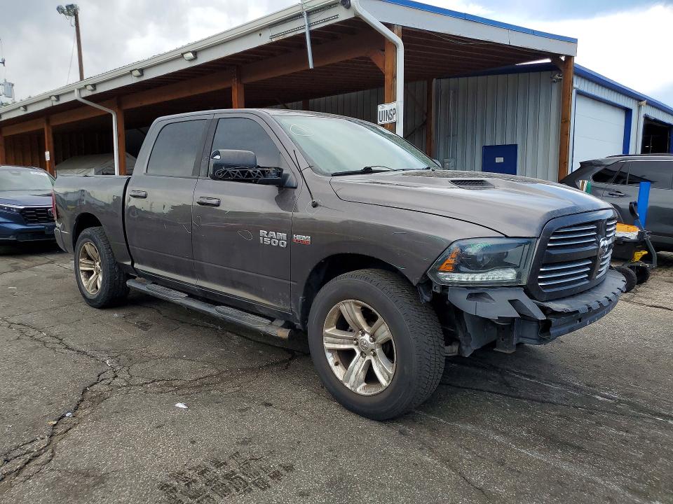 58573506 :رقم المزاد ، 1C6RR7MT5FS540040 vin ، 2015 Dodge 1500 مزاد بيع