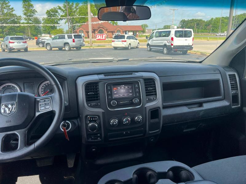 57152376 :رقم المزاد ، 3C6RR7KT9NG382648 vin ، 2022 Ram 1500 Classic مزاد بيع