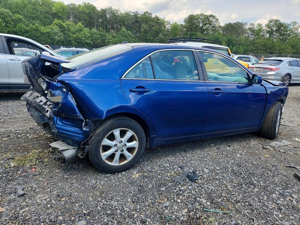 2011 Toyota Camry მანქანა იყიდება აუქციონზე, vin: 4T1BF3EK1BU581938, აუქციონის ნომერი: 58880046