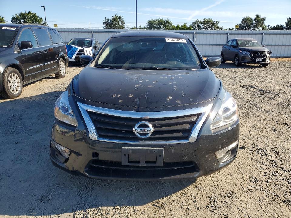 2015 Nissan Altima მანქანა იყიდება აუქციონზე, vin: 1N4AL3APXFN361181, აუქციონის ნომერი: 57429266